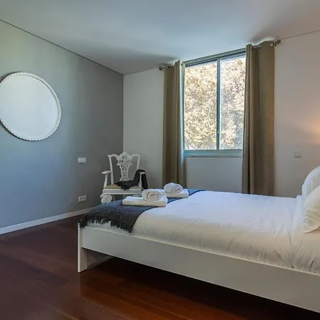 Apartment Touch Of Class 2bdr By Lovelystay