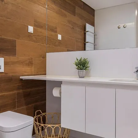 Touch Of Class 2bdr By Lovelystay Apartment *