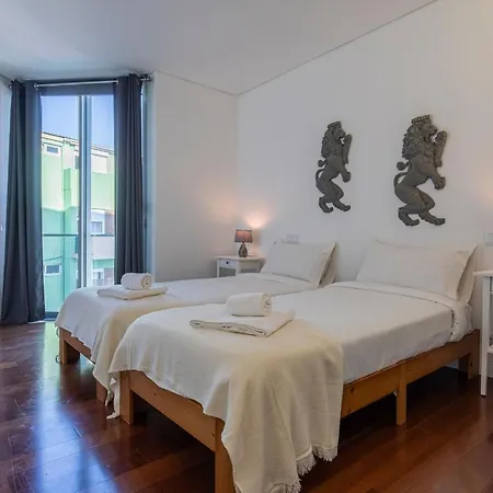 Apartment Touch Of Class 2bdr By Lovelystay *