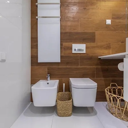 Apartment Touch Of Class 2bdr By Lovelystay Cascais